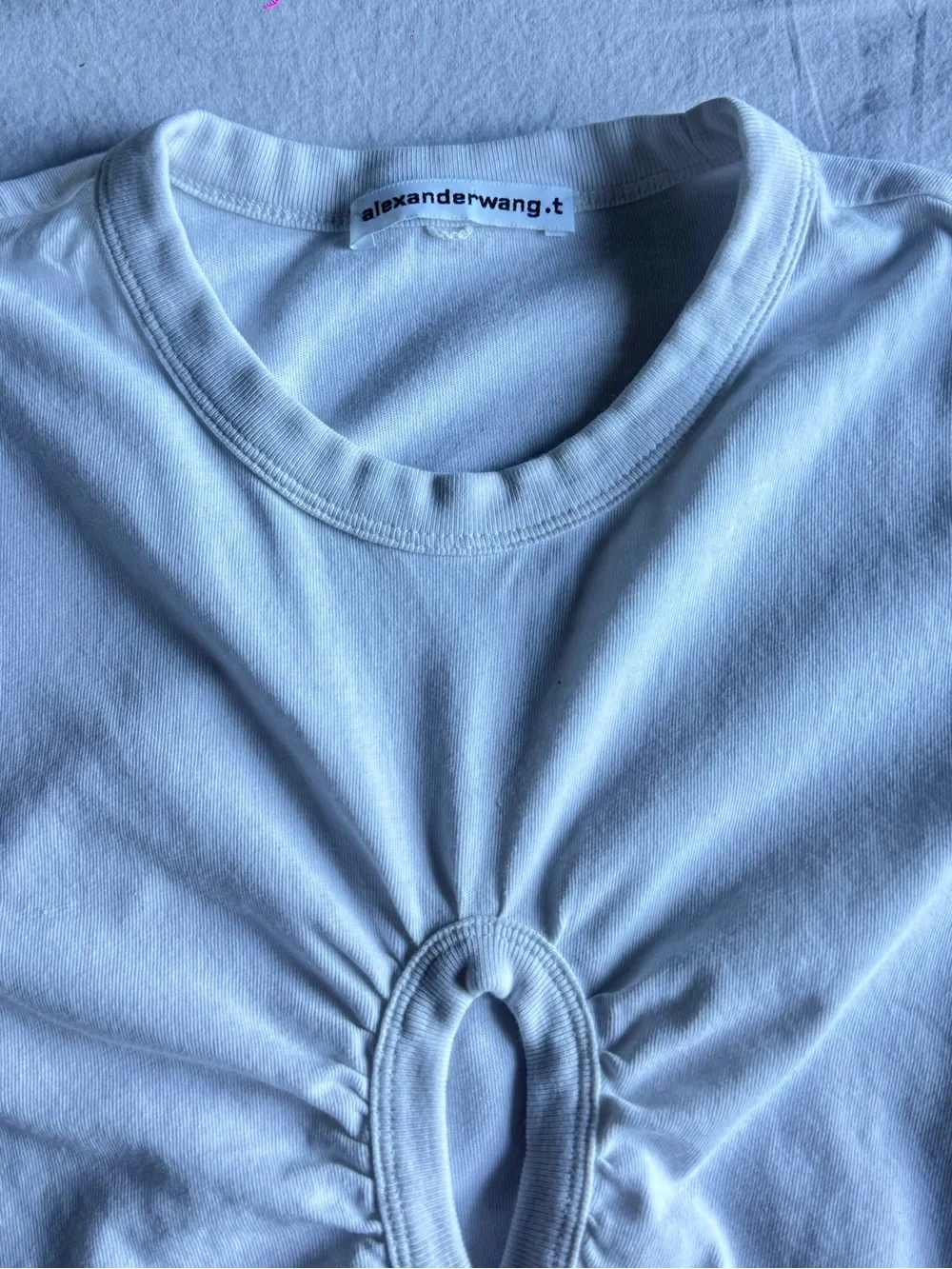 Alexander Wang Key Hole White Basic Cropped T Shirt Small Model Off Duty - Picture 5 of 7